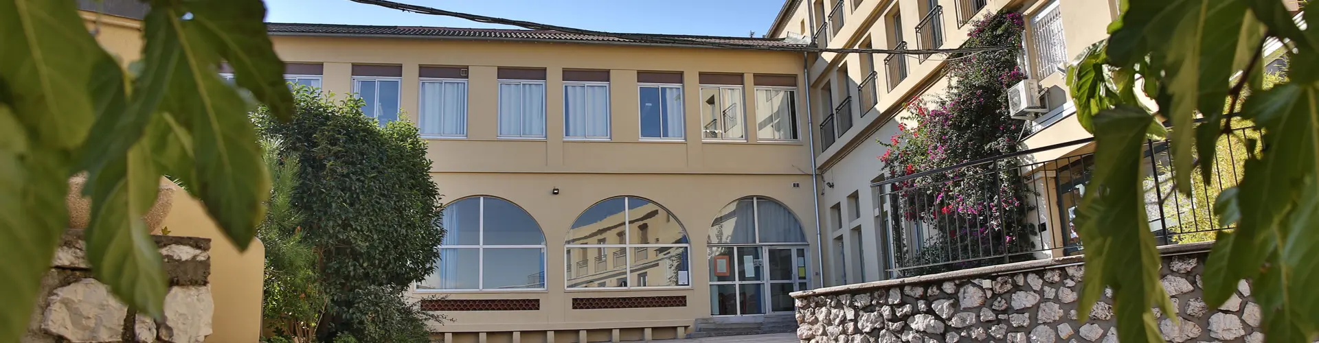 Cours Notre-Dame de France